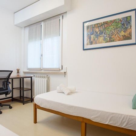 Kandinski Apartment - With Pool Settimo Milanese Luaran gambar