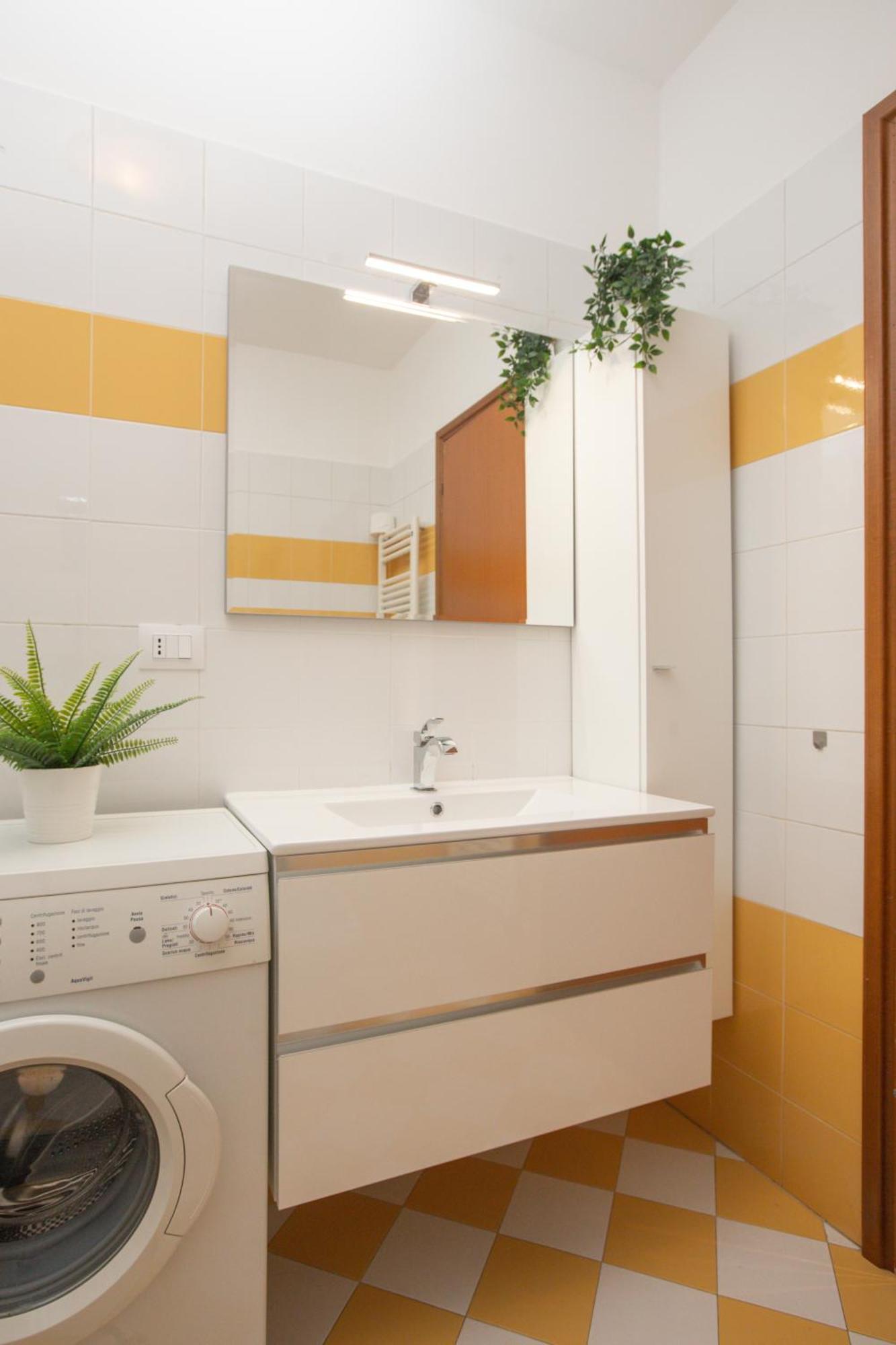 Kandinski Apartment - With Pool Settimo Milanese Luaran gambar