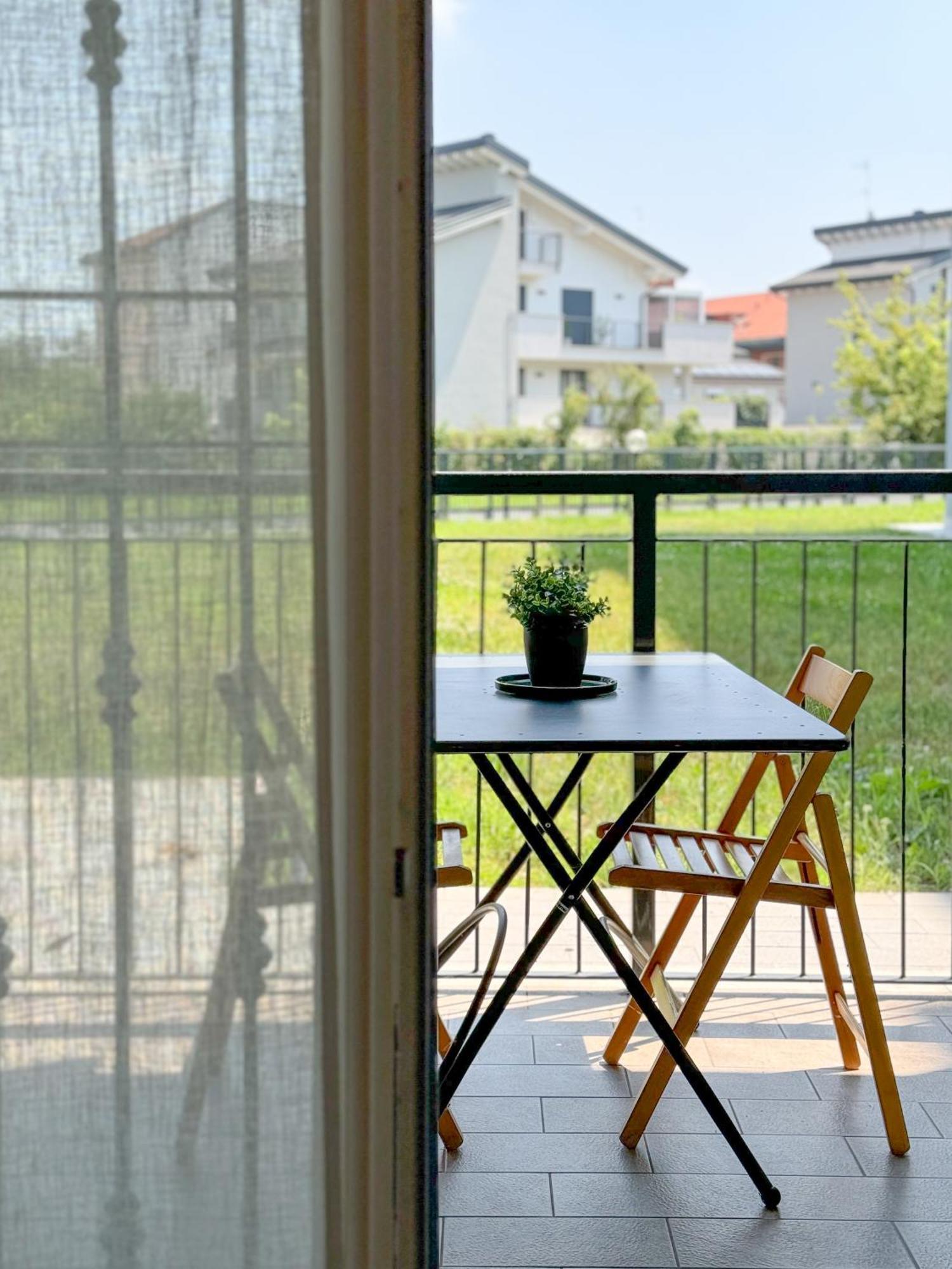 Kandinski Apartment - With Pool Settimo Milanese Luaran gambar