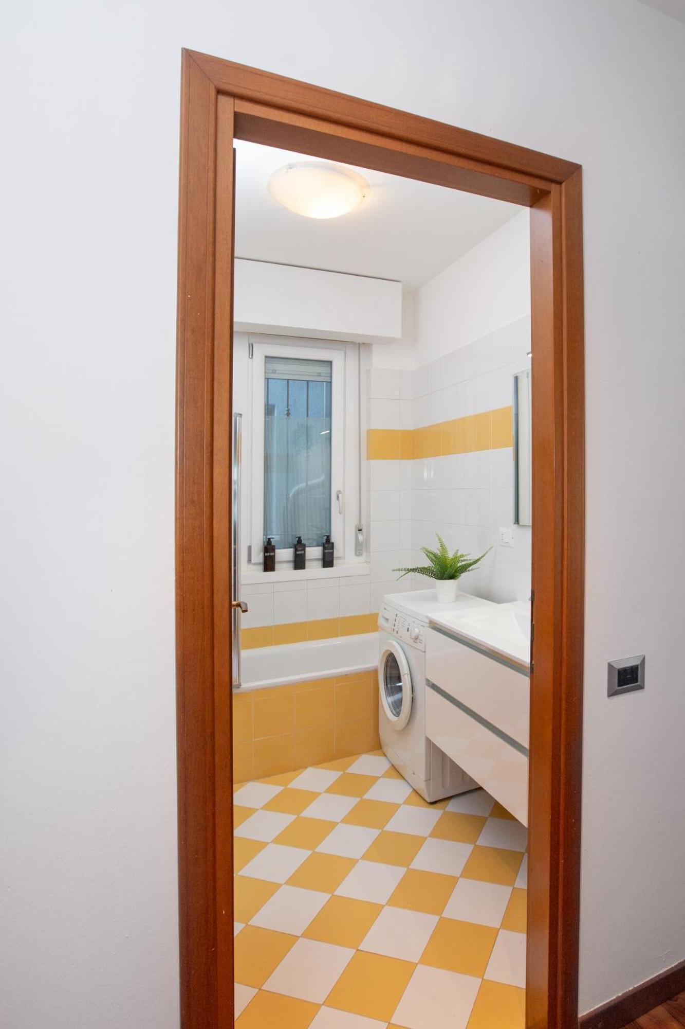 Kandinski Apartment - With Pool Settimo Milanese Luaran gambar